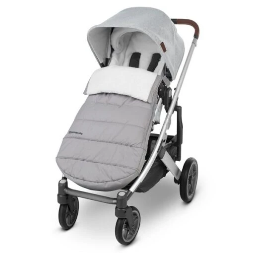 UPPAbaby Fußsack Cozy Ganoosh Stella Grey Brushed -Minymo Verkäufe cgn20 stl oncruzv2 800x1200 cb6eae5